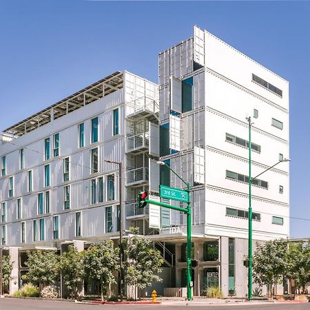 Sonder Ida Aparthotel Финикс Екстериор снимка