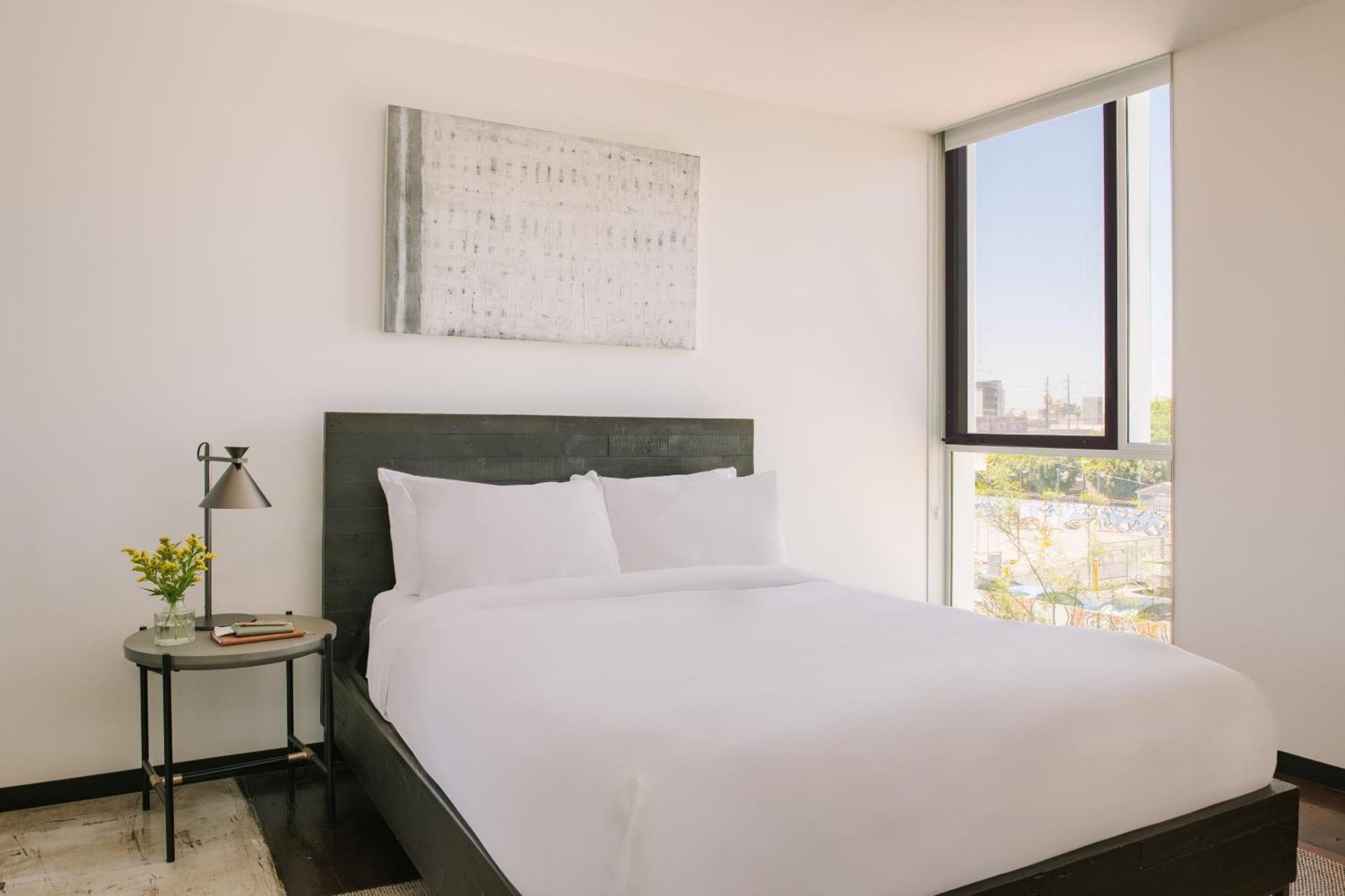 Sonder Ida Aparthotel Финикс Екстериор снимка