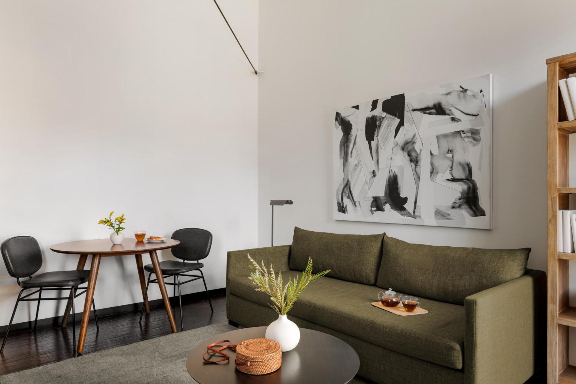 Sonder Ida Aparthotel Финикс Екстериор снимка